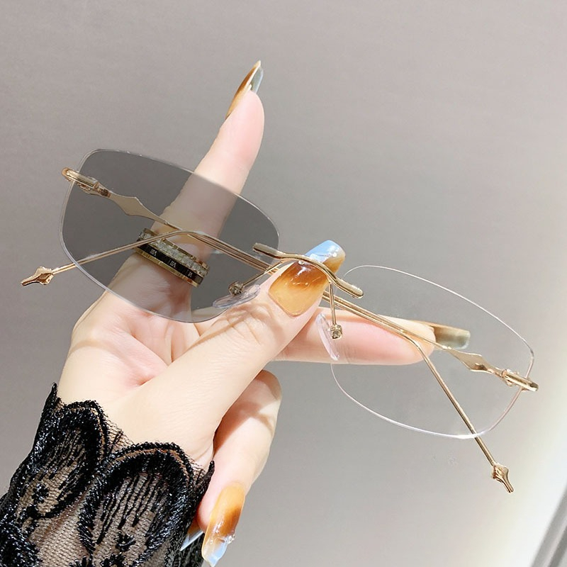 Fashionable Women's Photochrom - Women'S Fashion Glasses With Clear Lenses recension och pris