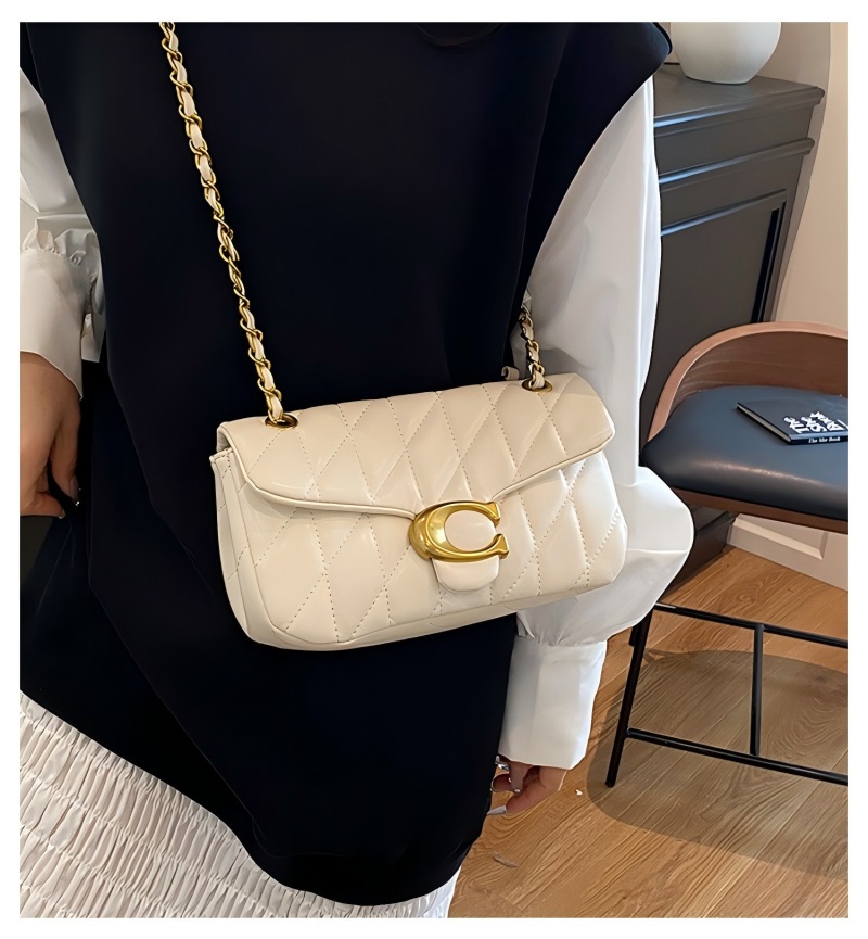 Women Quilted Leather Shoulder - Women Fashion Logo Design recension och pris