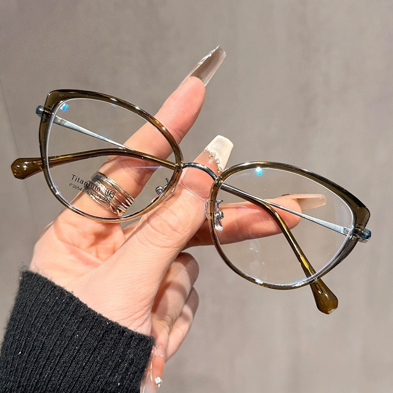 EYORA Small Frame Cat Eye Fash - Women'S Fashion Glasses With Clear Lenses recension och pris