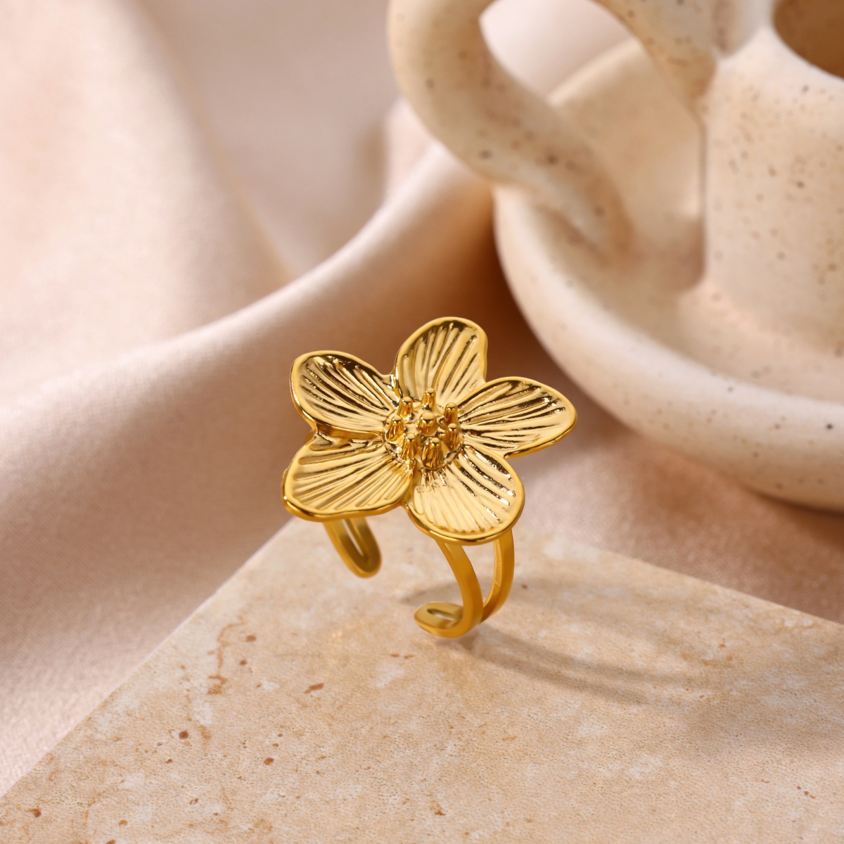 Vintage Stainless Steel Flower - Women'S Fashion Rings Gold recension och pris
