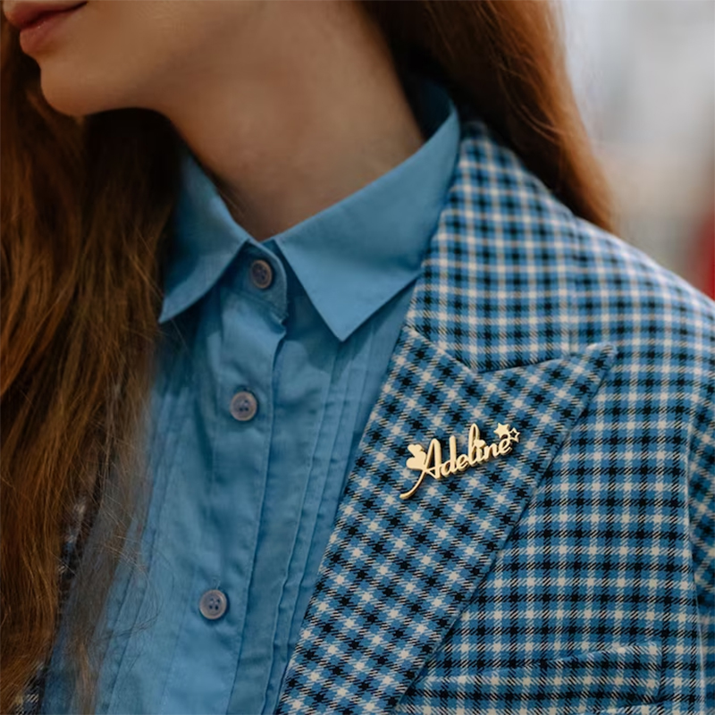 New Custom Name Brooch Letters - Women Fashion Logo Design recension och pris